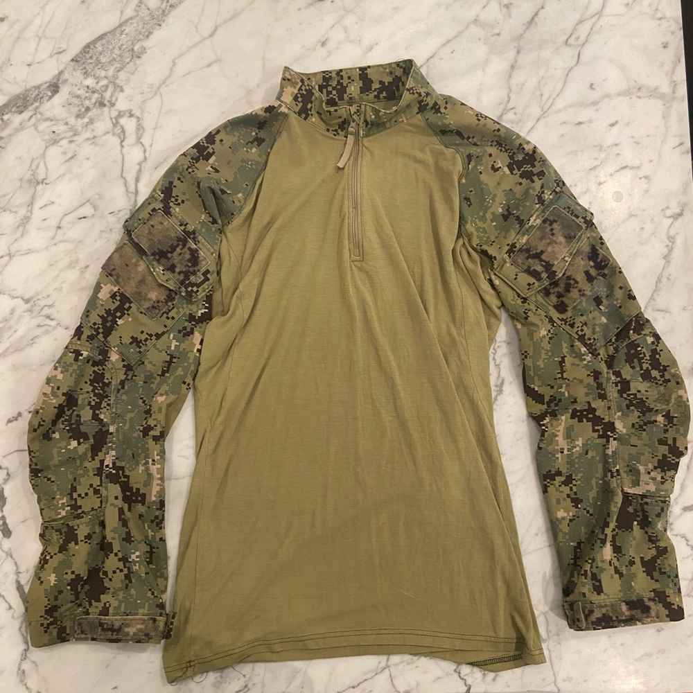 AOR2 Patagonia Level 9 Quarter Zip
